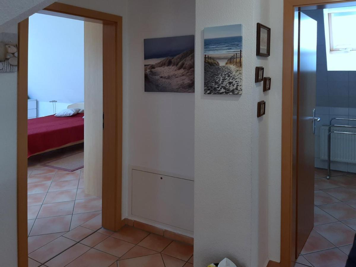 Traumblick Sellin: Spacious Beachside Apartment with Pool and Sauna Goehren  Exterior photo